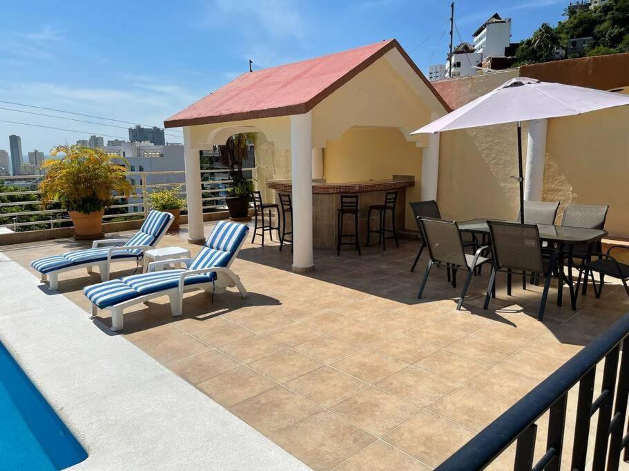 Blue Coast With Pool And Ocean View 10 To 35 P Villa Acapulco Exterior photo